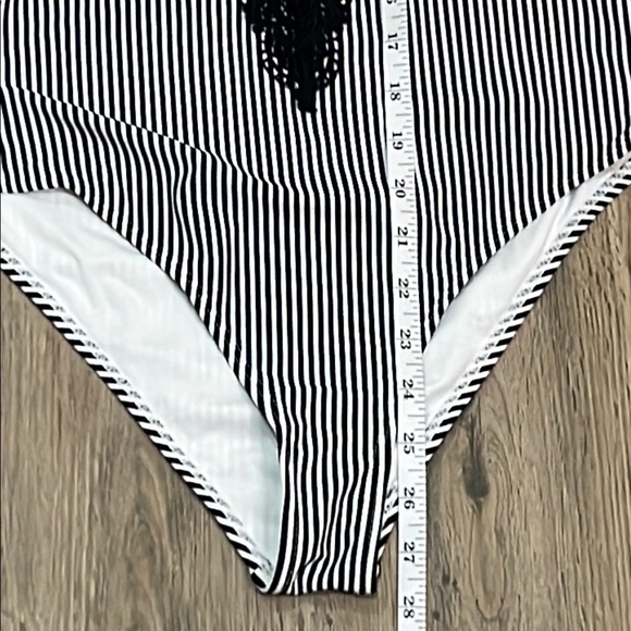 Cupshe Black White One Piece Swim Bathing Swim Suit Lace Wish You Well Stripe - Picture 8 of 14